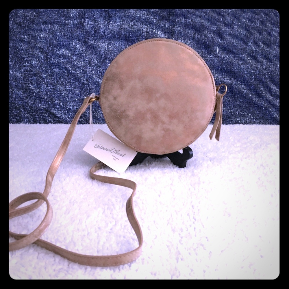 NWT-Universal Thread Canteen Crossbody bag